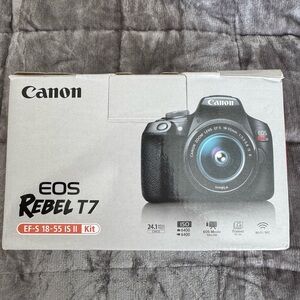 Canon EOS Rebel T7 Digital Camera Kit - Black